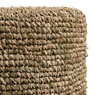 Bazar Bizar The Raffia Tressed Hocker – Jungle Grün – Raffia und Teakholz