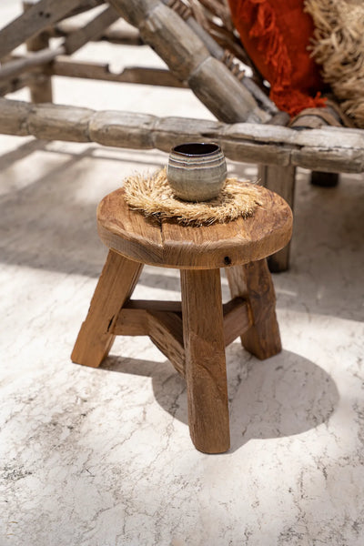 Bazar Bizar The Paramo Hocker – Schwarz – Suarholz