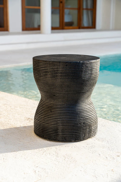 Bazar Bizar The Kotoran Hocker – Schwarz – Suarholz