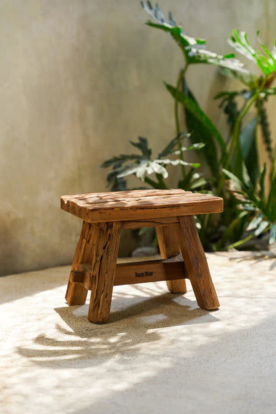 Bazar Bizar The Shoji Hocker – Natur – Recyceltes Teakholz