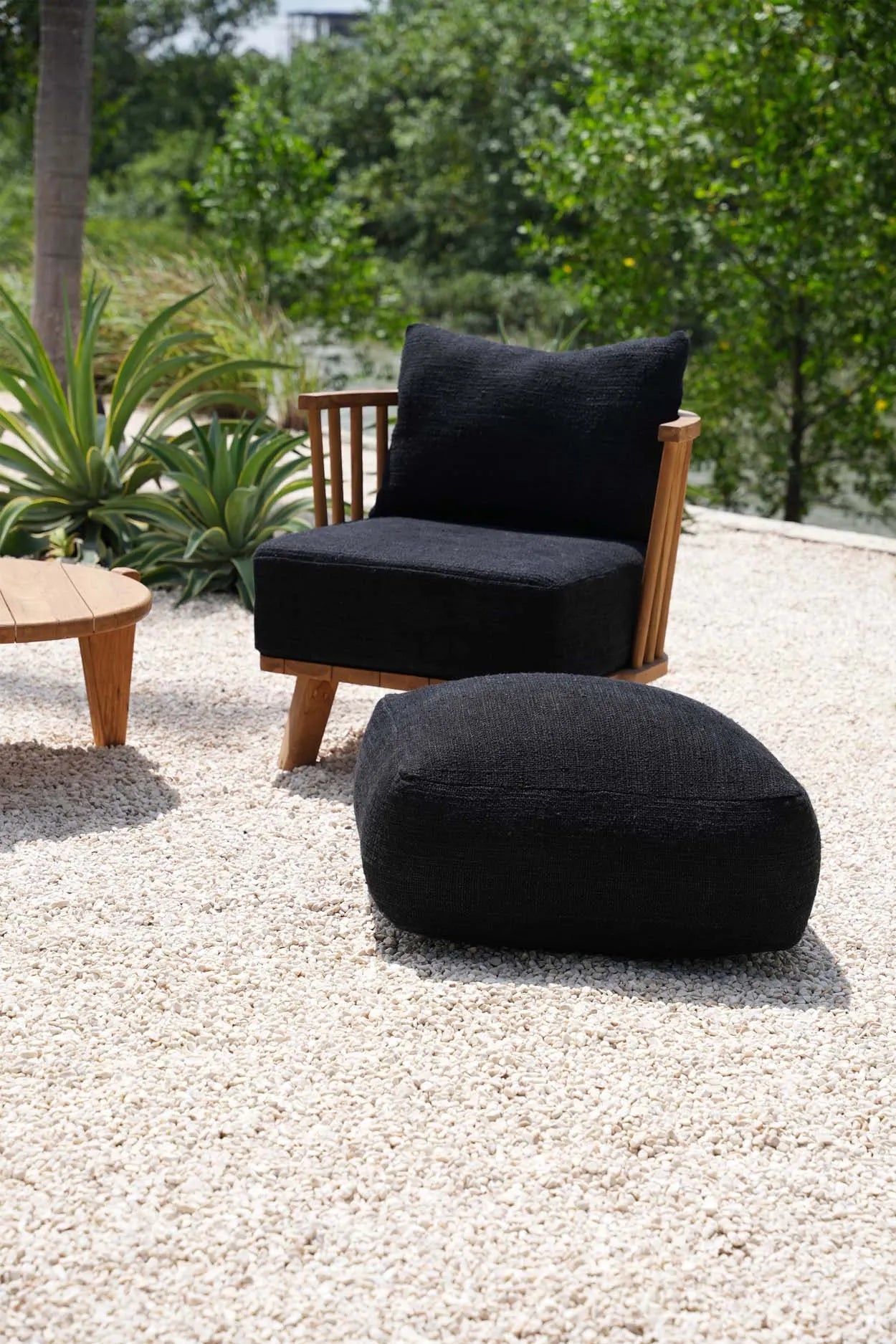 Bazar Bizar The Comfy Pouf – Schwarz – Weiche Baumwolle