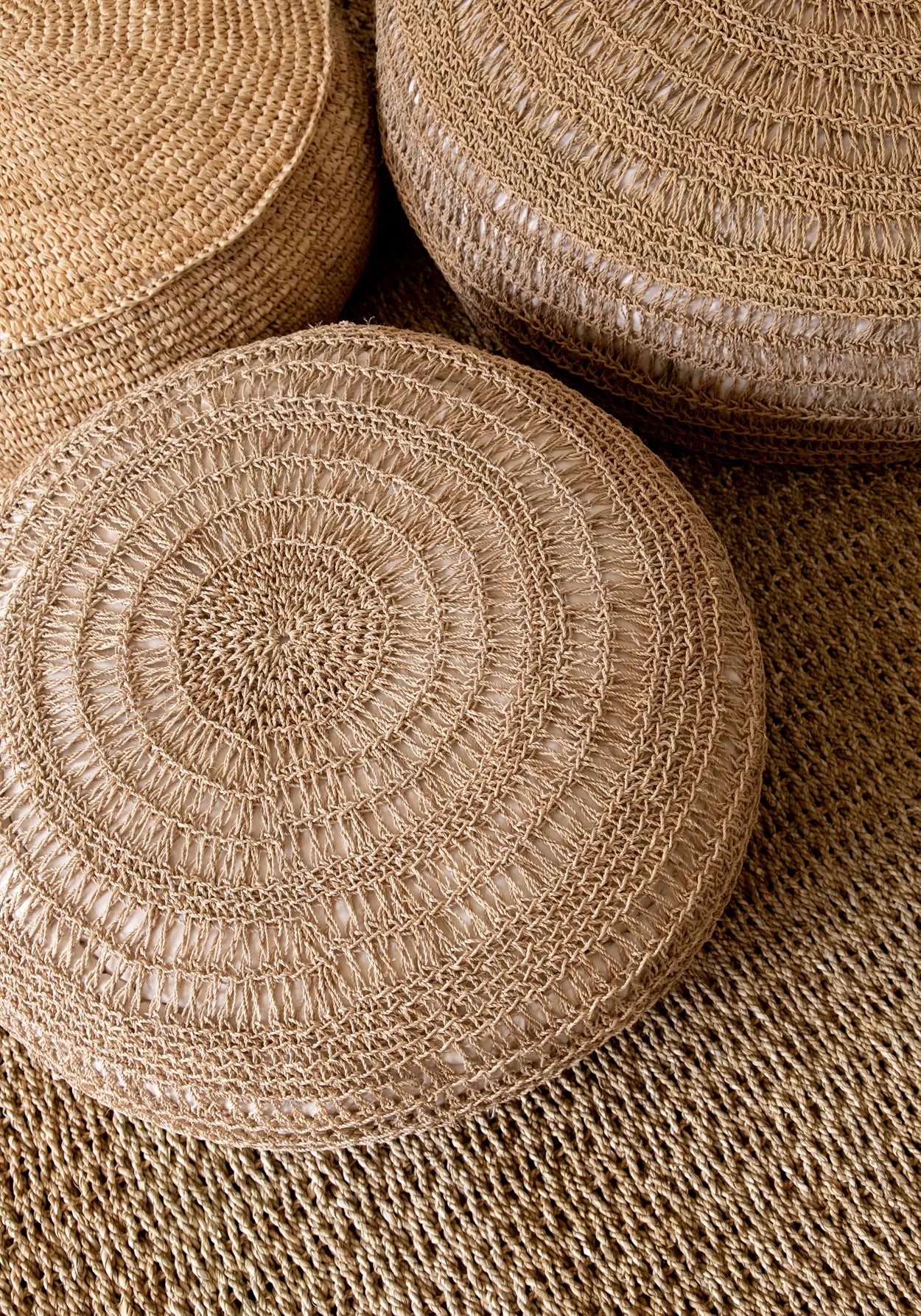 Bazar Bizar Seagrass Pouf –  Natur