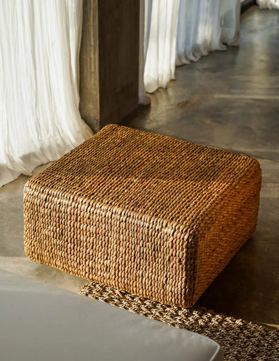Bazar Bizar Hyacinth Pouf Square – Natural – Water Hyacinth