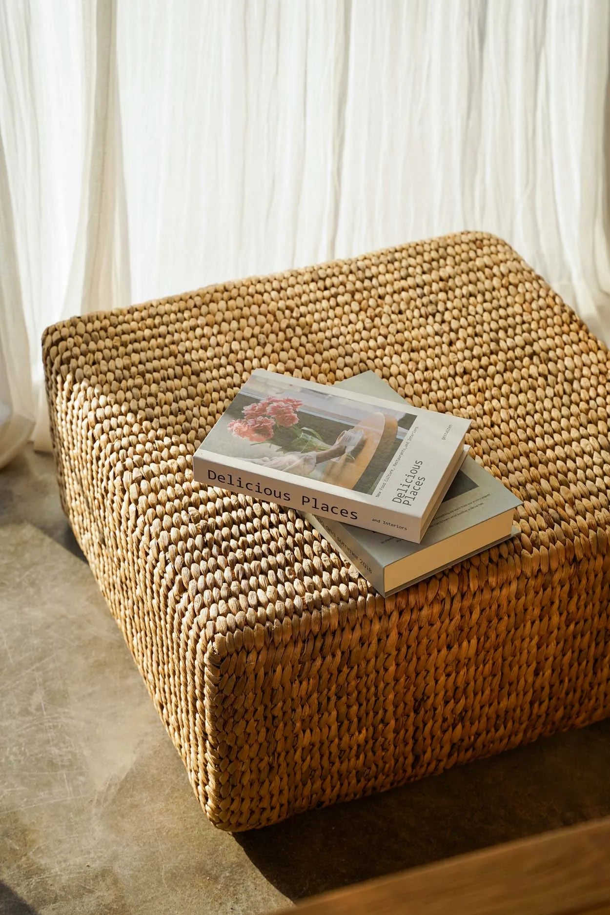 Bazar Bizar Hyacinth Pouf Square – Natural – Water Hyacinth