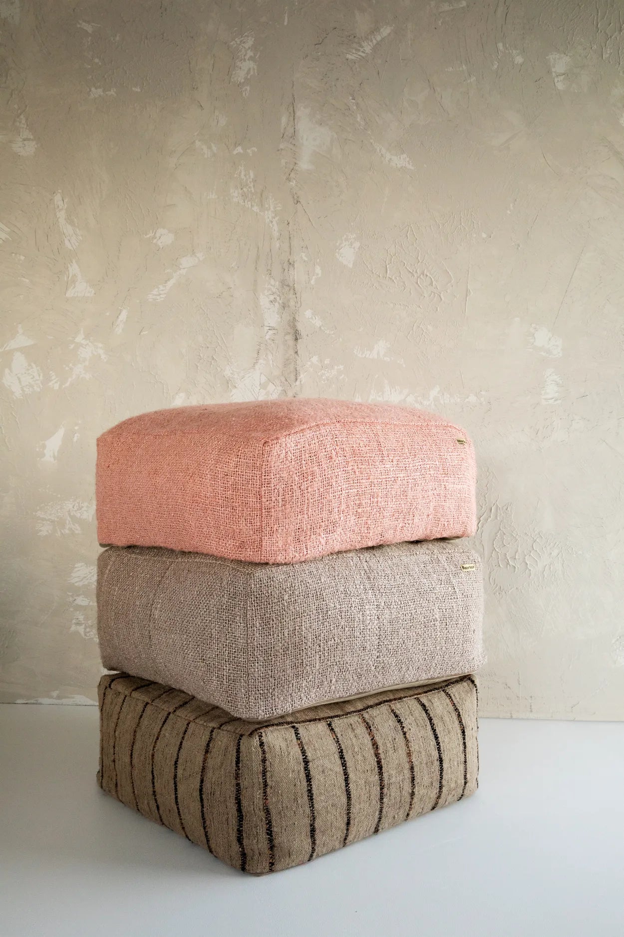 Bazar Bizar Oh My Gee Pouf – Beige – Weiche Baumwolle