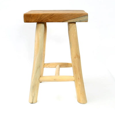 Bazar Bizar The Kudus Hocker – Natur – Teakholz und Suarholz
