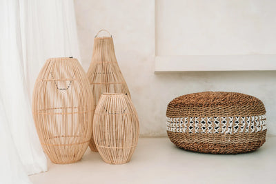 Bazar Bizar Macrame Pouf – Seegras – Natur/Weiß